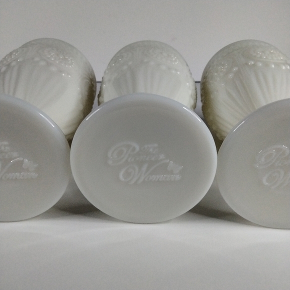 The Pioneer Woman Adeline Embossed 12-Ounce Footed Glass Goblets, Set of 3 White - Picture 3 of 12